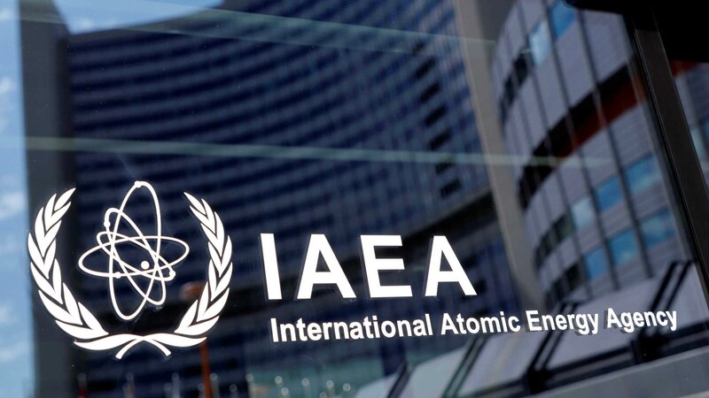 أول طالبتين عمانيتين تحصدان جائزة من الوكالة الدولية للطاقة الذرية