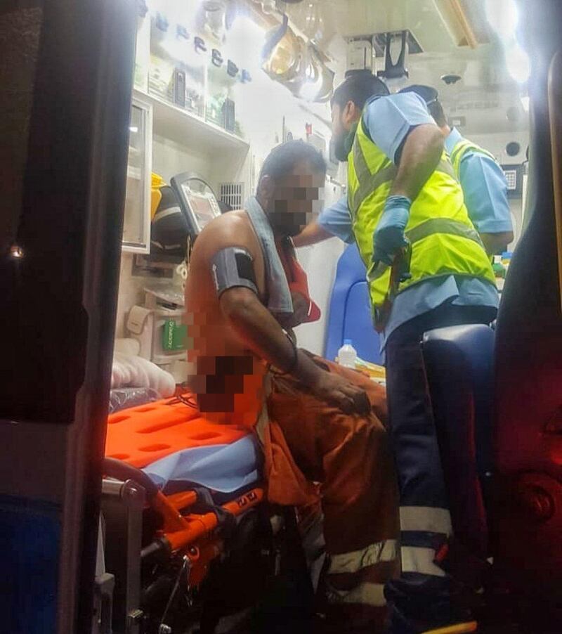 إصابة شخص في خصب ونقله للمستشفى