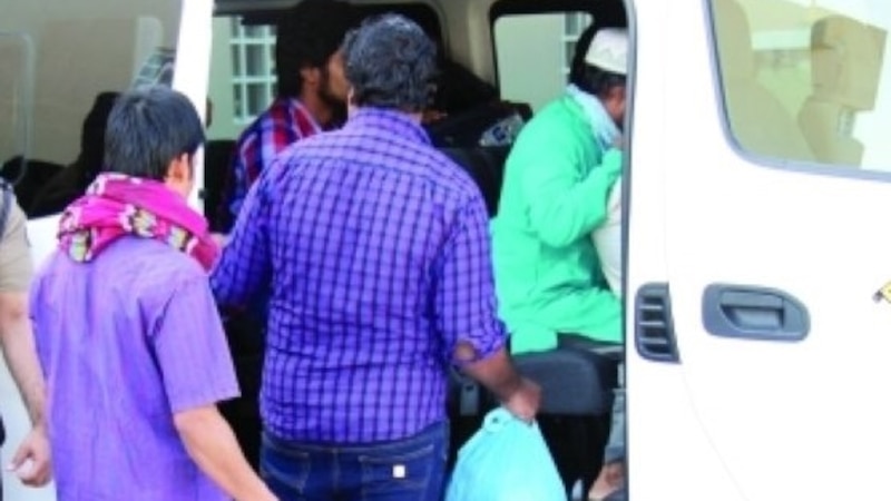 “العمل” تواصل حملاتها التفتيشية وتضبط أكثر من 60 عاملًا مخالفًا
