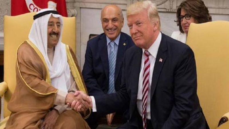 ترامب يمنح “وسام الاستحقاق” لأمير الكويت