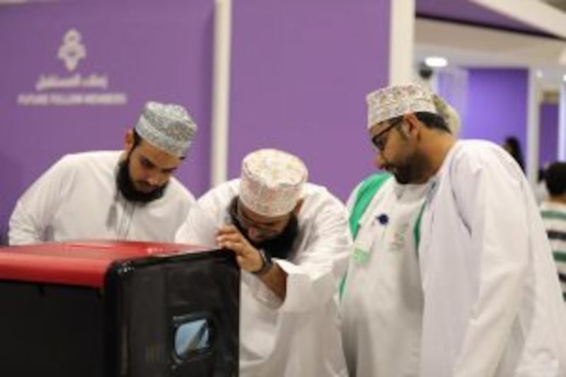 “مواهب”.. مؤسسة تستهدف الشباب في العلوم والابتكار