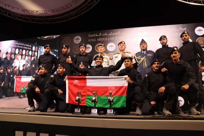 وحدة العمليات الخاصة بشرطة عمان السلطانية ثانيًا في مسابقة المحارب الدولية