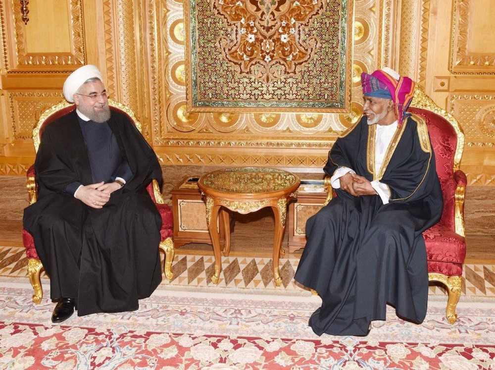 شاهد الإطلالة البهية لجلالة السلطان في استقبال الرئيس الإيراني