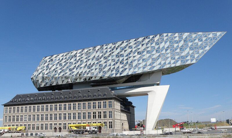 سيزوره جلالة السلطان غدا: إليك هذه المعلومات عن ميناء أنتويرب 