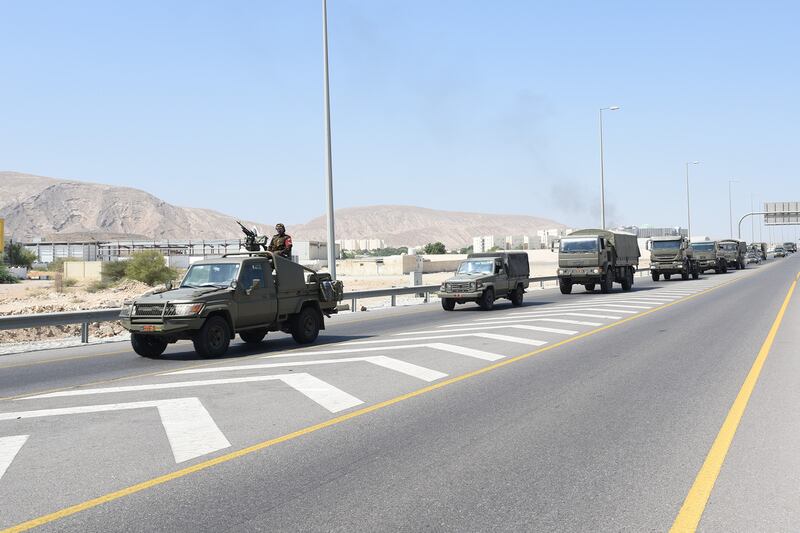 الحرس السلطاني العماني يفعّل خطة انتشار ميداني للمشاركين في (الشموخ/2) و(السيف السريع 3)