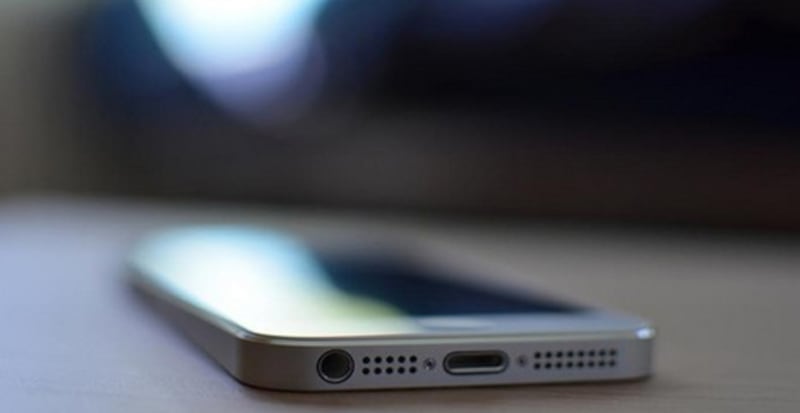 بسبب غرفة نوم وهاتف نقال: إصدار حكمين قضائيين ضد مؤسستين في جعلان