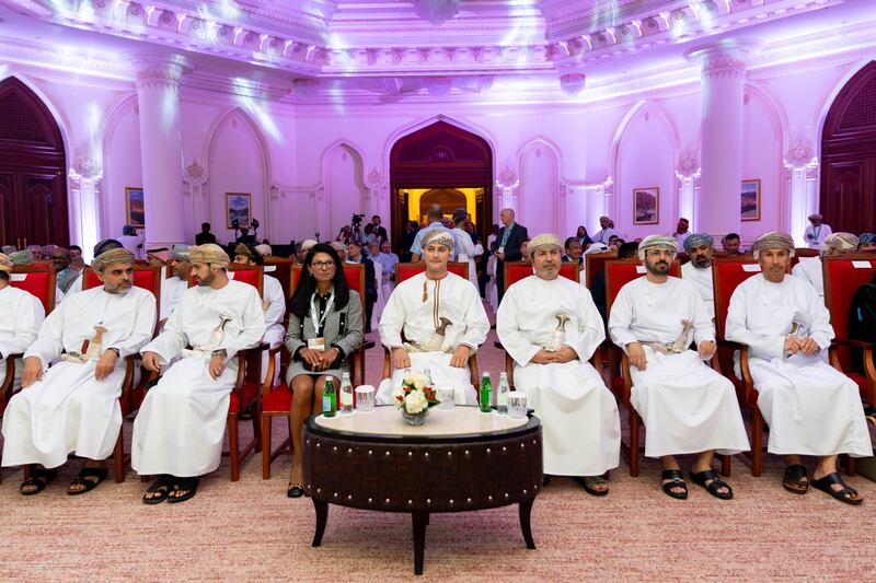 ”عمانتل“ و ”زين عمانتل الدولية“  تستضيفان اجتماعًا دوليًا لمجتمع مشغلي الاتصالات لأعمال الجملة