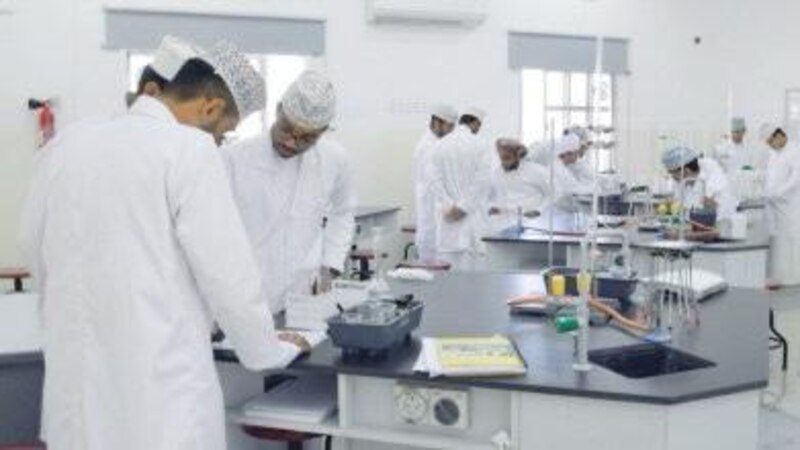 د.رجب العويسي يكتب: الصورة الذهنية التي يقدمها نظامنا التعليمي حول السياسات الاقتصادية الوطنية