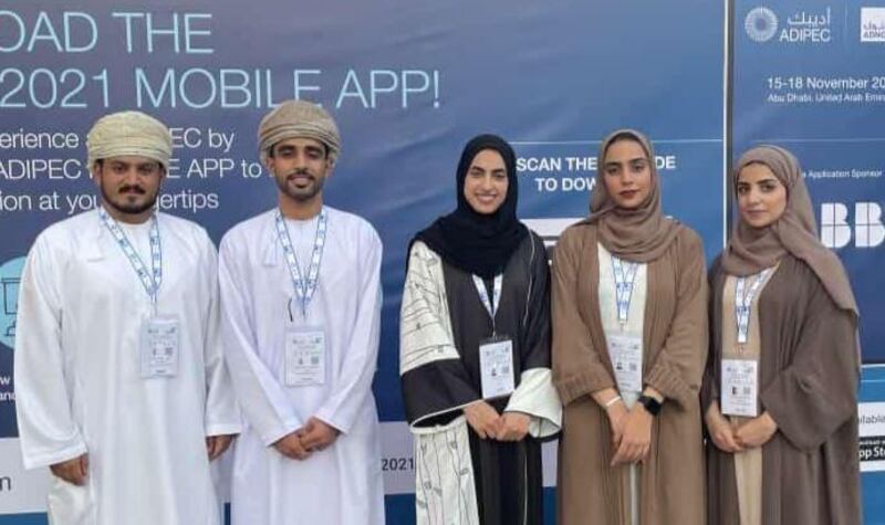 عمانيون “الثالث” في مسابقة شاركت بها 30 جامعة