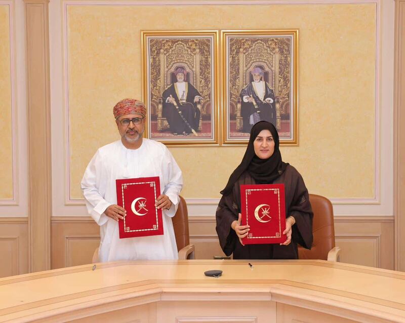 باتفاقية بين “العمل” و”الصحة”: تأهيل أكثر من 600 باحث عمل