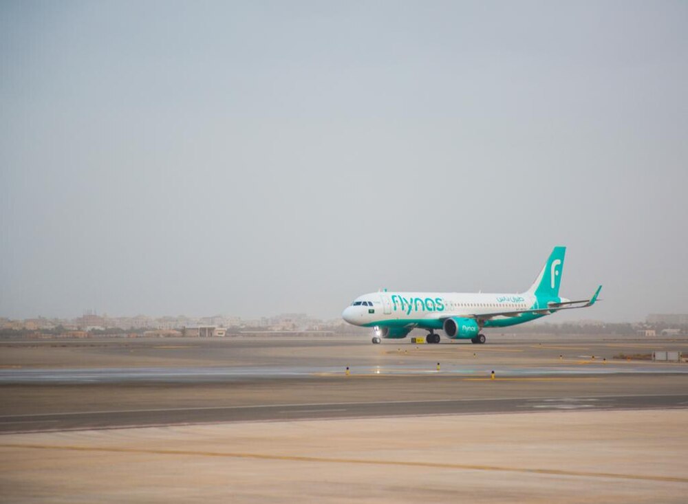 تدشين رحلات مباشرة بين الرياض وصلالة
