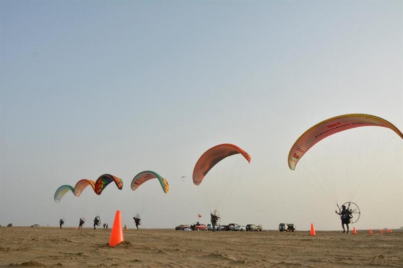 هل أنت شغوف برياضة الطيران الشراعي؟