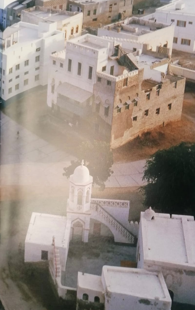 يصلي فيه السلطان وأسرته ورجال الدولة: ماذا تعرف عن “مسجد الشهداء”؟