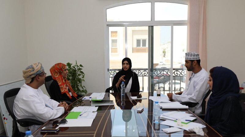للمرة الثانية.. اختيار طلبة عمانيين للمشاركة في مؤتمر لندن العلمي
