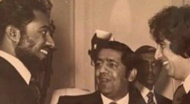 قصة صاحب أول مطعم عُماني في نيويورك: من المعاناة حتى سلك الدبلوماسية