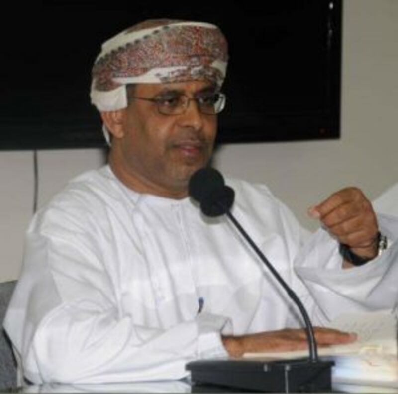 في إنجاز للسلطنة: شاعر عُماني يحصد جائزة عالمية