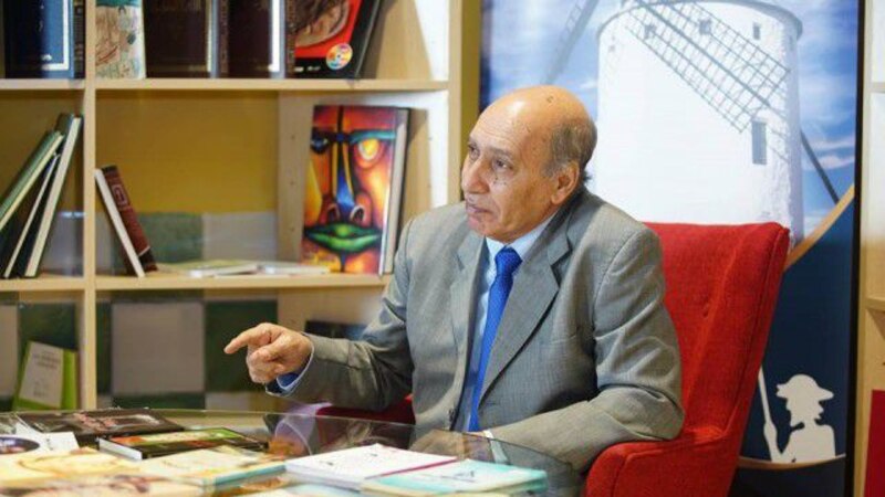 قامات مضيئة عبر “أثير”: الروائي الأستاذ أبوبكر العيادي