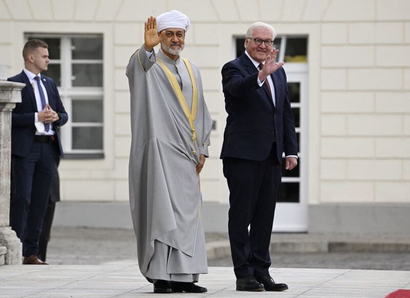 بالصور: الرئيس الألماني يستقبل جلالة السلطان