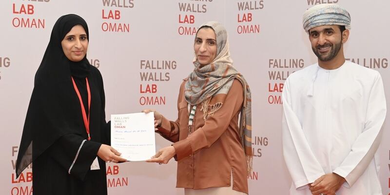 مبتكرة عمانية تتأهل لقمة عالمية في ألمانيا