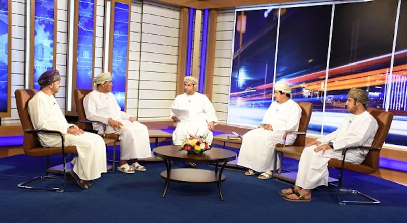 مسؤولون يتحدثون عن فرص الوظائف في قطاعي النفط والغاز