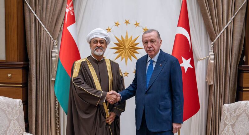 سلطنة عُمان والجمهورية التركية تصدران بيانًا مشتركًا