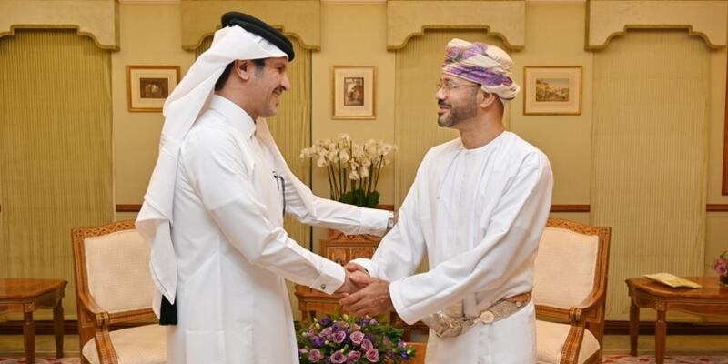 السيد بدر يودّع السفير القطري