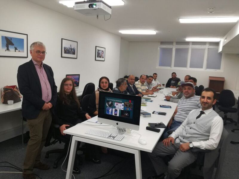 صحفيون عمانيون يبدأون دورة حول الإعلام الشامل في لندن