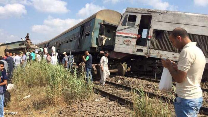 تصادم قطارين في مصر يخلف عددا من القتلى والجرحى