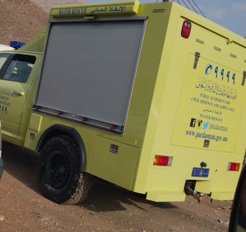 وفاة شخص غرقًا في عبري