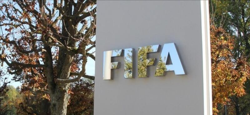 الفيفا يفتح تحقيقات قانونية في إمكانية تجميد عضوية إسرائيل 