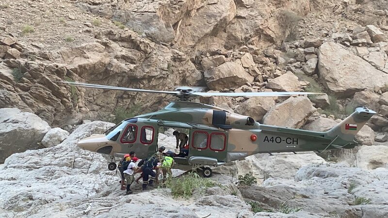 بالفيديو: سقوط شخص وإصابته بكسور في وادي بني خالد