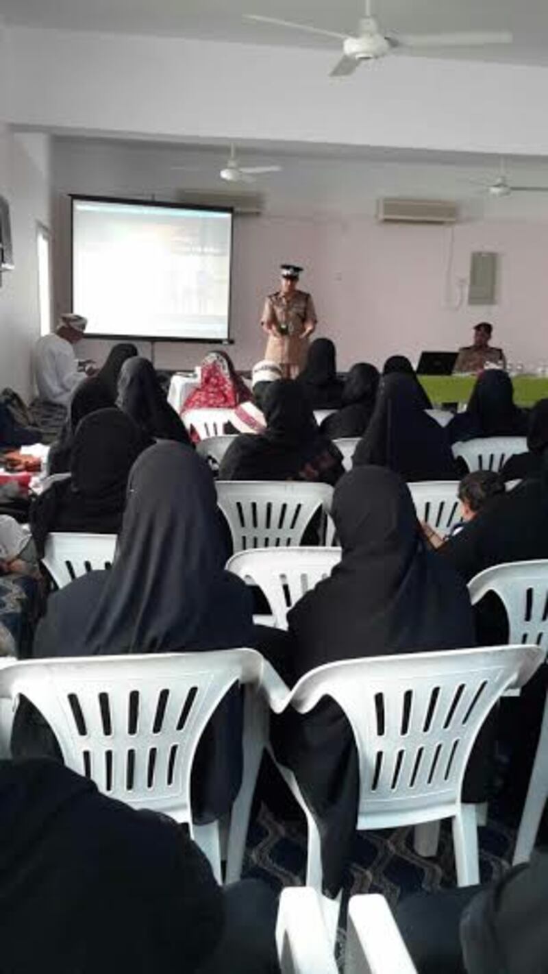 برنامج توعوي للدارسات بمدارس القرآن في الحمراء