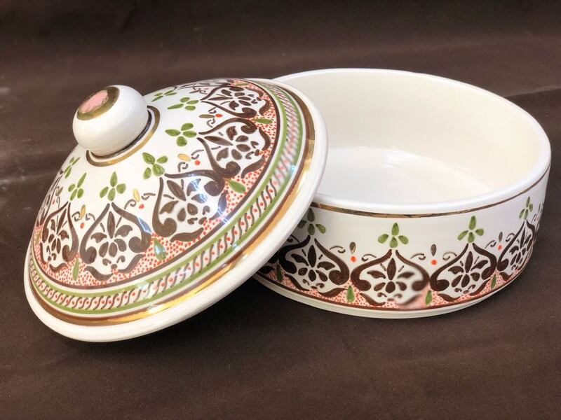 يُصنع من 4 أنواع: تعرّف على صناعة الفخار ببهلا