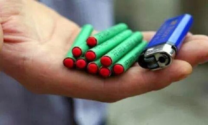 عزة الكميانية تكتب: مفرقعات العيد..أبصار فُقِدت وأصابع بُتِرت فإلى متى؟