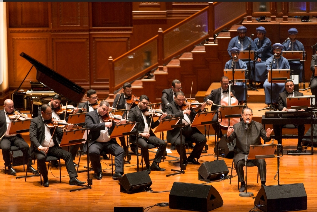 لطفي بوشناق وأمسيات الإنشاد والمديح في ليالٍ رمضانيّة بدار الأوبرا السلطانيّة