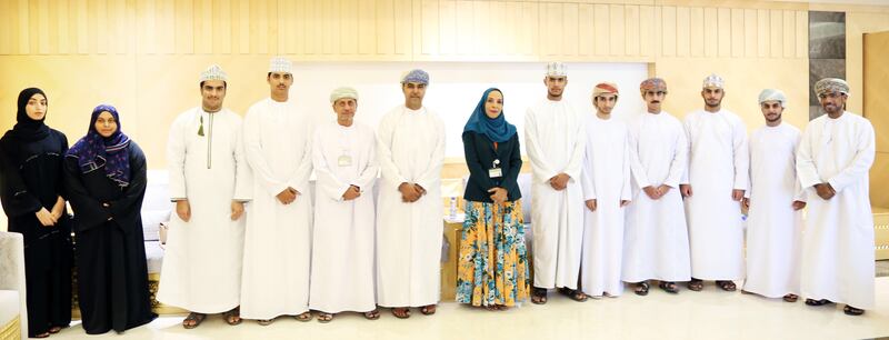 الشيبانية تلتقي بالطلبة المبتعثين للخارج في التخصصات التربوية