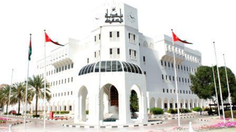 كتسجيل المصابين بالملاريا ودفن الموتى وحفظ الأمن: أنشطة لبلدية مسقط خلال الفترة ( 1942-1945)