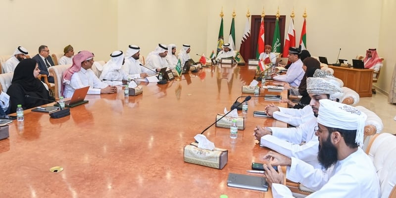 سلطنة عمان تترأس اجتماعًا خليجيًا