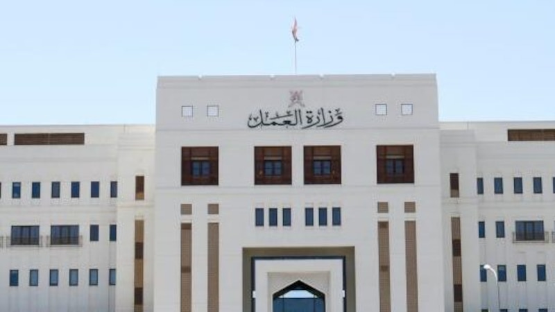 “العمل” تنشر تفاصيل أكثر من 10 آلاف فرصة عمل تم توفيرها