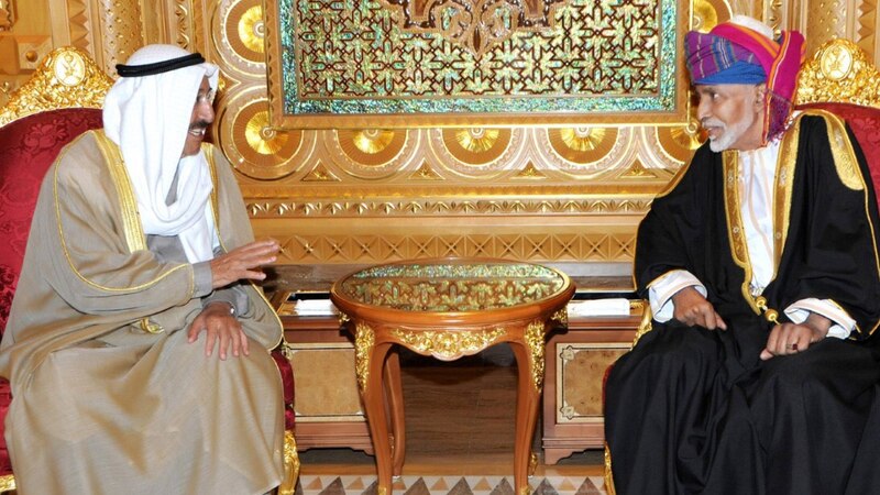 تكريماً لأمير الكويت . جلالة السلطان يقيم حفل عشاء خاص