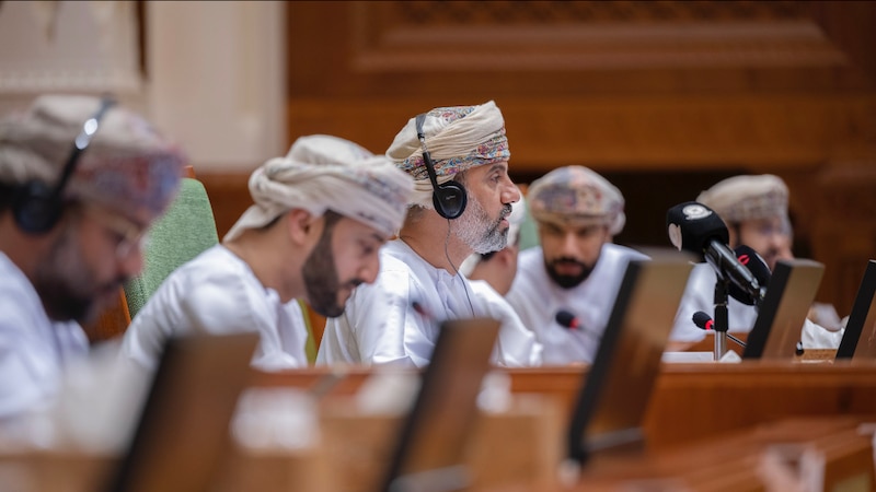 إقرار مشروع قانون السياحة