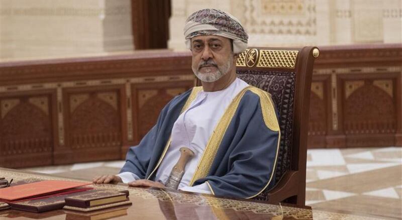 جلالة السلطان يعزي الرئيس المصري