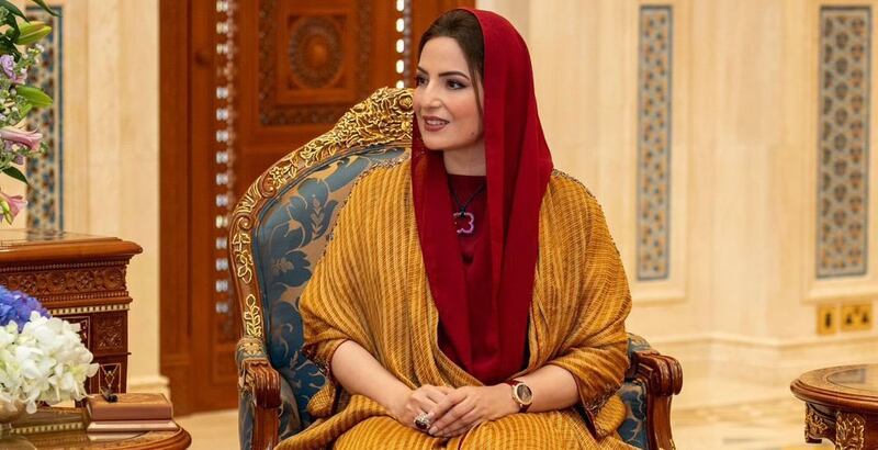 بمشاعر الفرح والسرور: السيدة الجليلة تهنئ أبناءها وبناتها الطلبة بتفوقهم في شهادة دبلوم التعليم العام