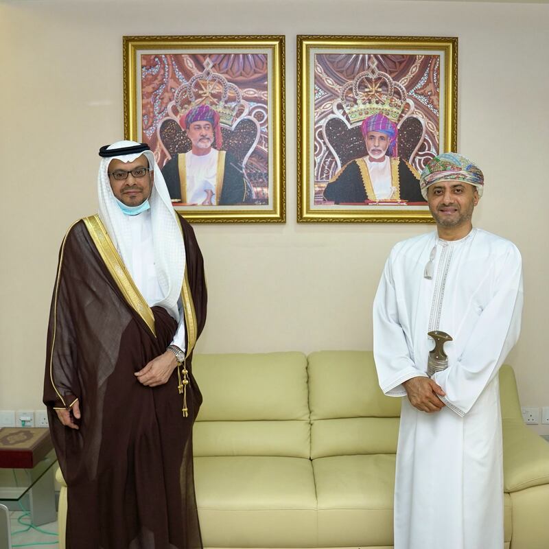 السيد خالد يستقبل السفيرين السعودي والفلسطيني