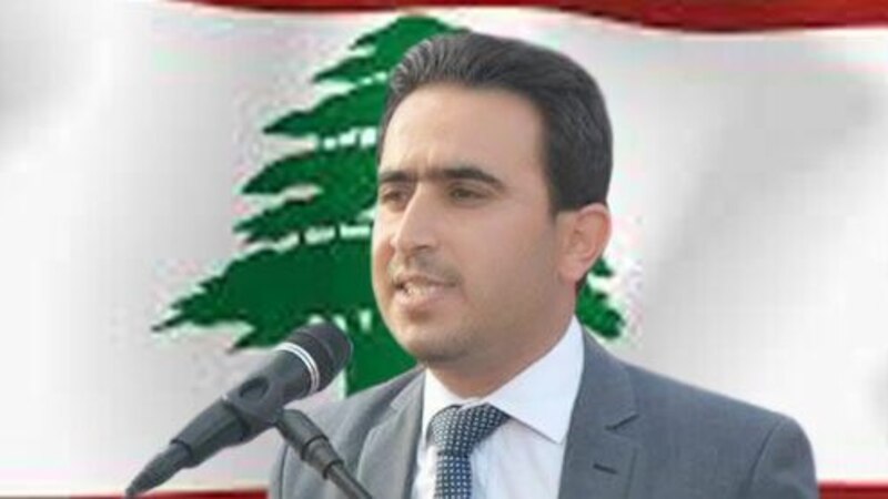 د. أحمد نزال يكتب: “مثلث الهذيان”.. جنون اللغة وهذيان الذات في نصوصٍ مرتجلة