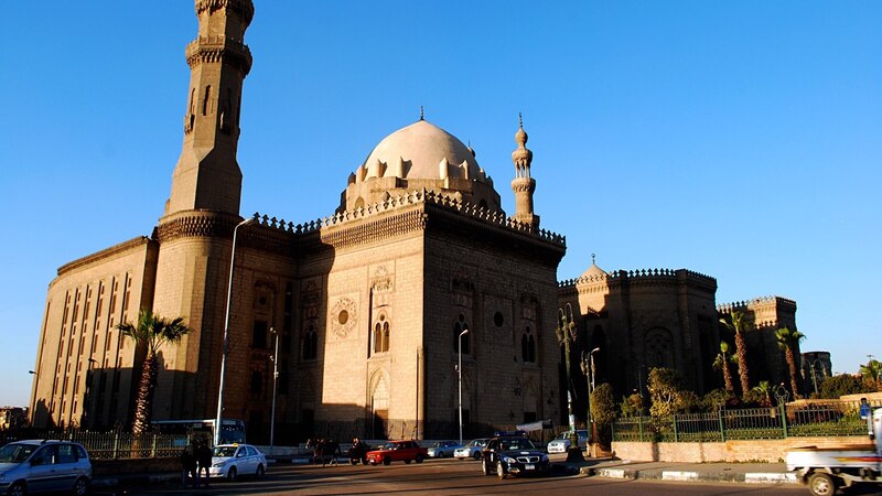 بالصور: تعرف على هرم العمارة الإسلامية بقاهرة المعز؛ مسجد ومدرسة السلطان حسن