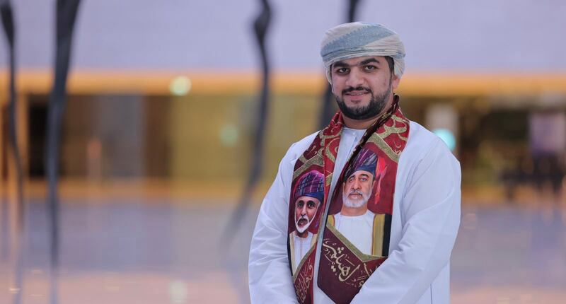 عماني يصل للمرحلة النهائية في مسابقة باسم ملك الأردن