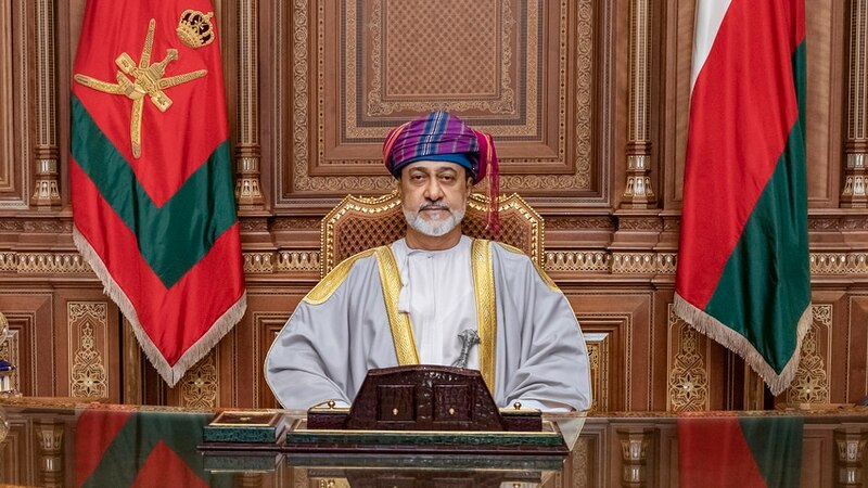 جلالة السلطان يتبادل تهاني العيد ويدعو الله بأن يعيده على جميع المسلمين بالأمن والاستقرار والسلام