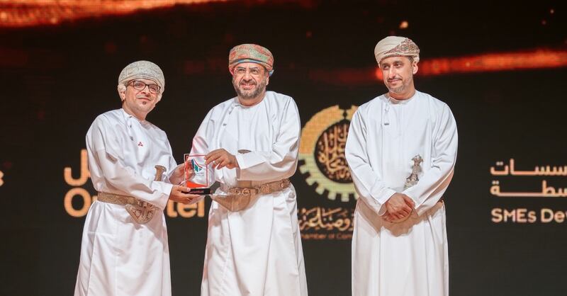 تتويج بنك مسقط كأفضل مؤسّسة تمويلية ضمن جائزة شمال الباطنة الأولى لريادة الأعمال