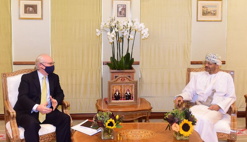 وزير الخارجية يستعرض جهود إنهاء الحرب في اليمن